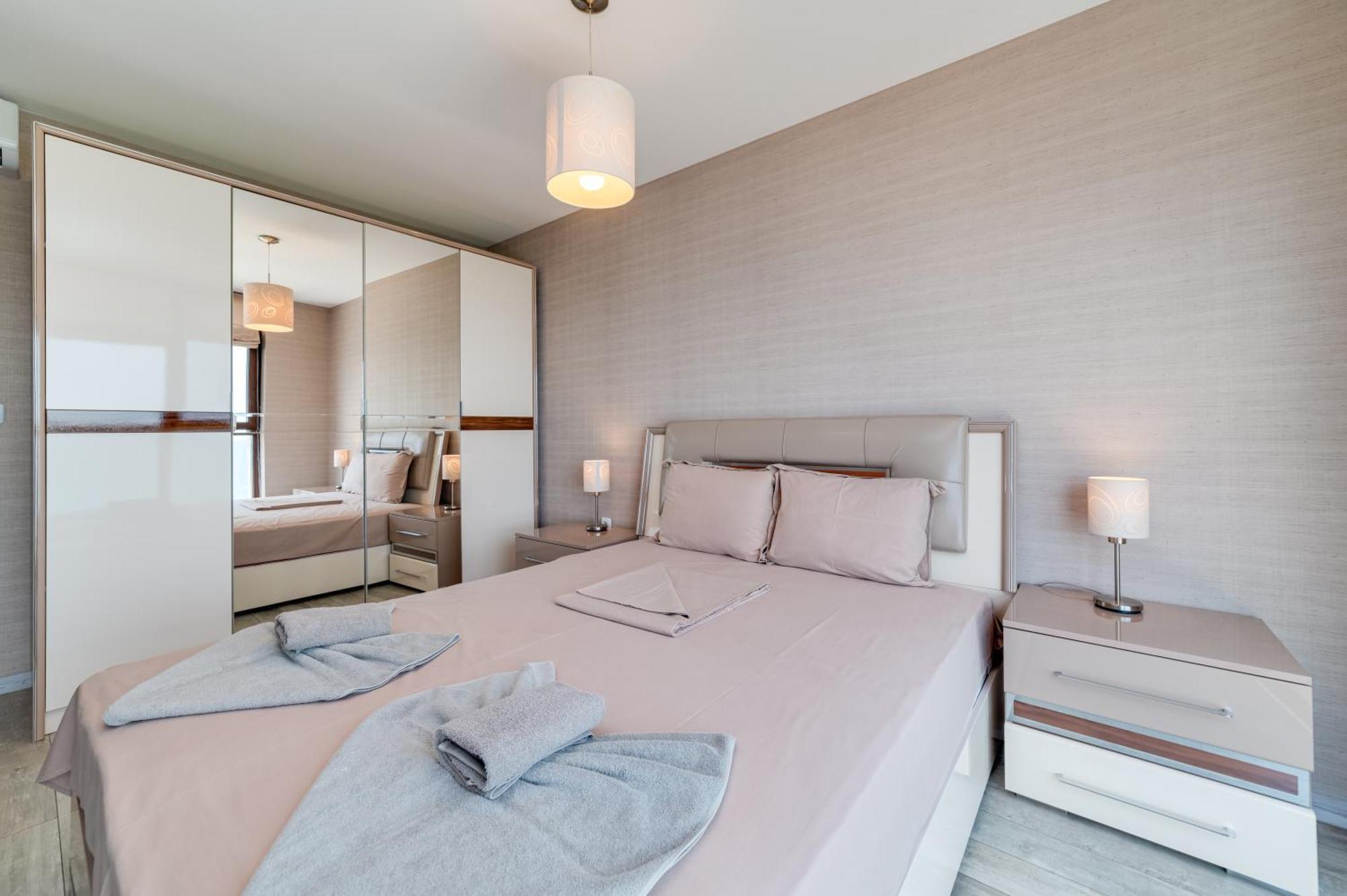 Apartcomplex Golden Bay 라브다 외부 사진